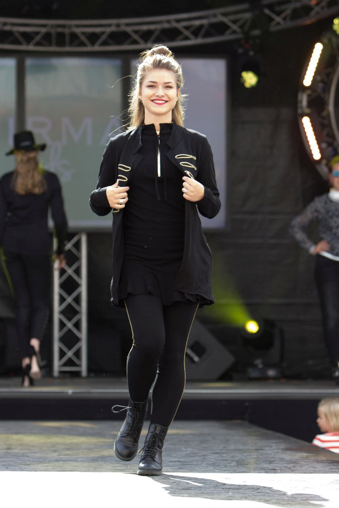 Modeshow2017 1C 320.jpg